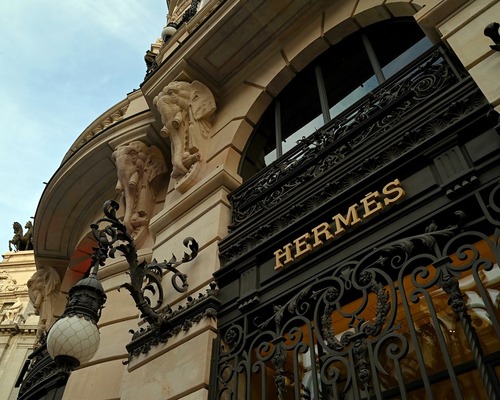 15 milyar dolarlık Hermès gizemi ve ani bir ölüm