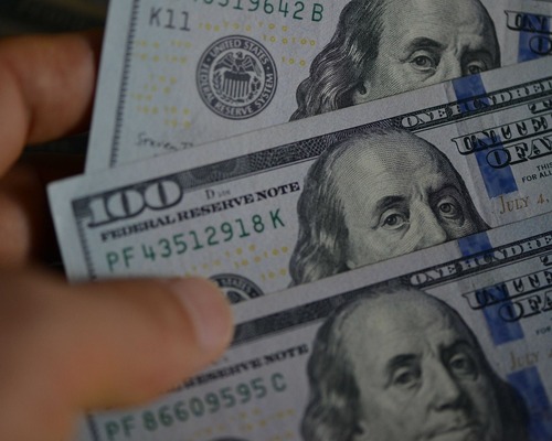 15 milyon dolarlık iddia: Şirketler Trump’ın İran açıklamasından kazanç mı sağladı?