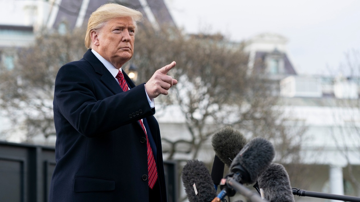 2,3 milyar dolarlık satış sinyali: Trump hisseleri sarsıldı