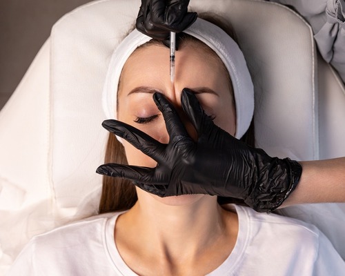 2,7 milyar dolarlık botoks imparatorluğunu kurtarma mücadelesi