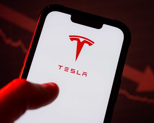 2,9 milyar dolarlık Tesla anlaşması 7 bin dolara düştü