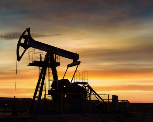 Küresel müdahaleler ve Hürmüz diplomasisi petrol fiyatlarını aşağı çekti