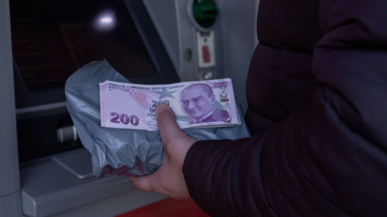 200 bin TL üzeri para transferlerine beyan zorunluluğu geliyor