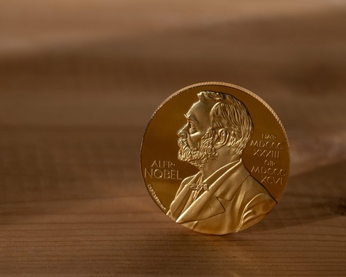 2026 Nobel Edebiyat Ödülü Kanadalı yazar Anne Carson'a verildi