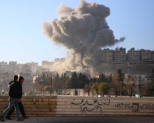 Rejim karşıtı güçler Şam’a girdi: Esad ülkeyi terk etti