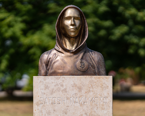 Bitcoin'in gizli mucidi Satoshi Nakamoto'nun serveti 106 milyar doları bulabilir