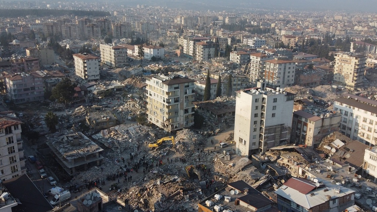 6 Şubat depreminin ikinci yılı: 650 binden fazla kişi hala konteynerlerde yaşıyor
