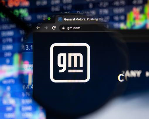  Generals Motors robot taksi projesinin fişini çekti