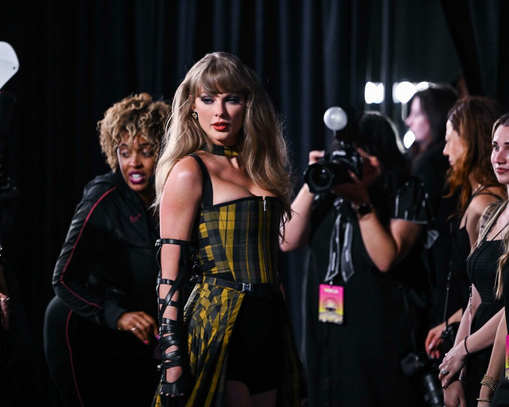 MTV Avrupa Müzik Ödülleri sahiplerini buldu: Taylor Swift ve Tyla gecenin yıldızları oldu