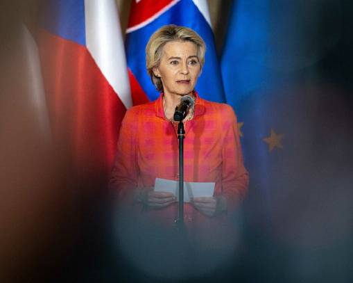 Kadınlar dünya sahnesinde ilerliyor mu geriliyor mu?