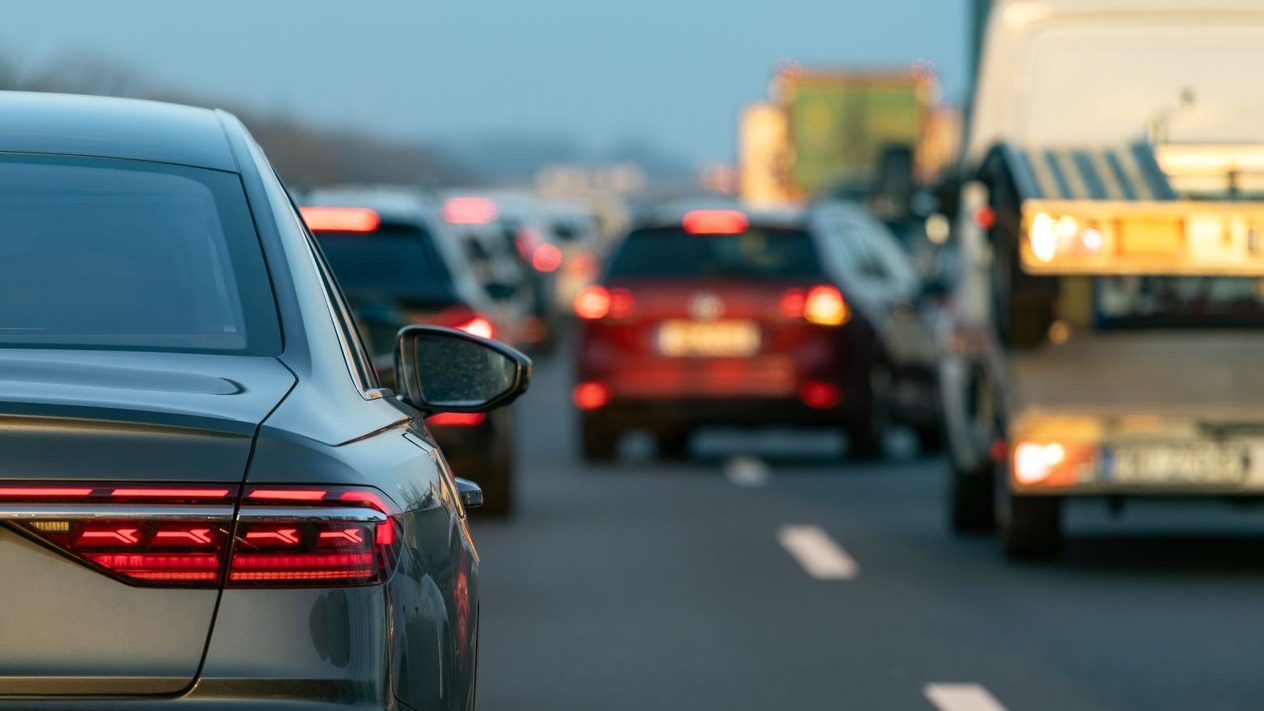 AB'de yeni otomobil satışları temmuzda yıllık bazda yüzde 7,4 arttı