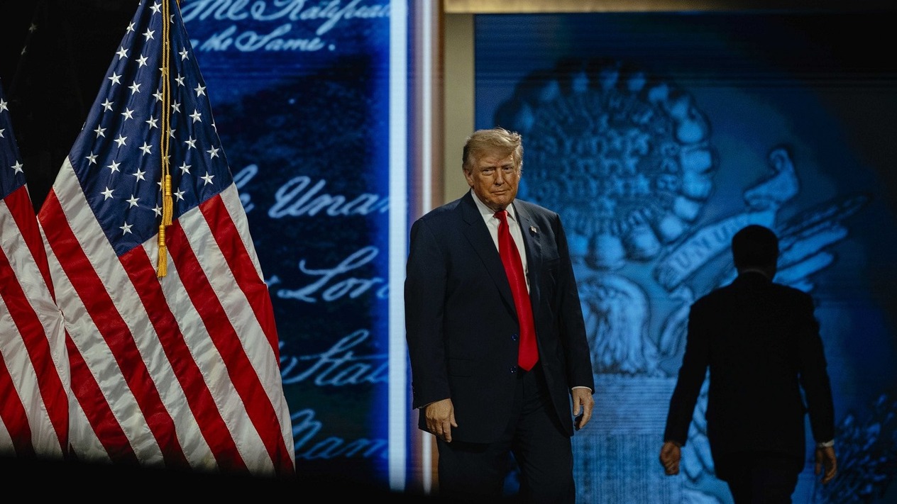 ABD Başkanı’nın basın yasağı: Beyaz Saray Trump TV’yi duyurdu