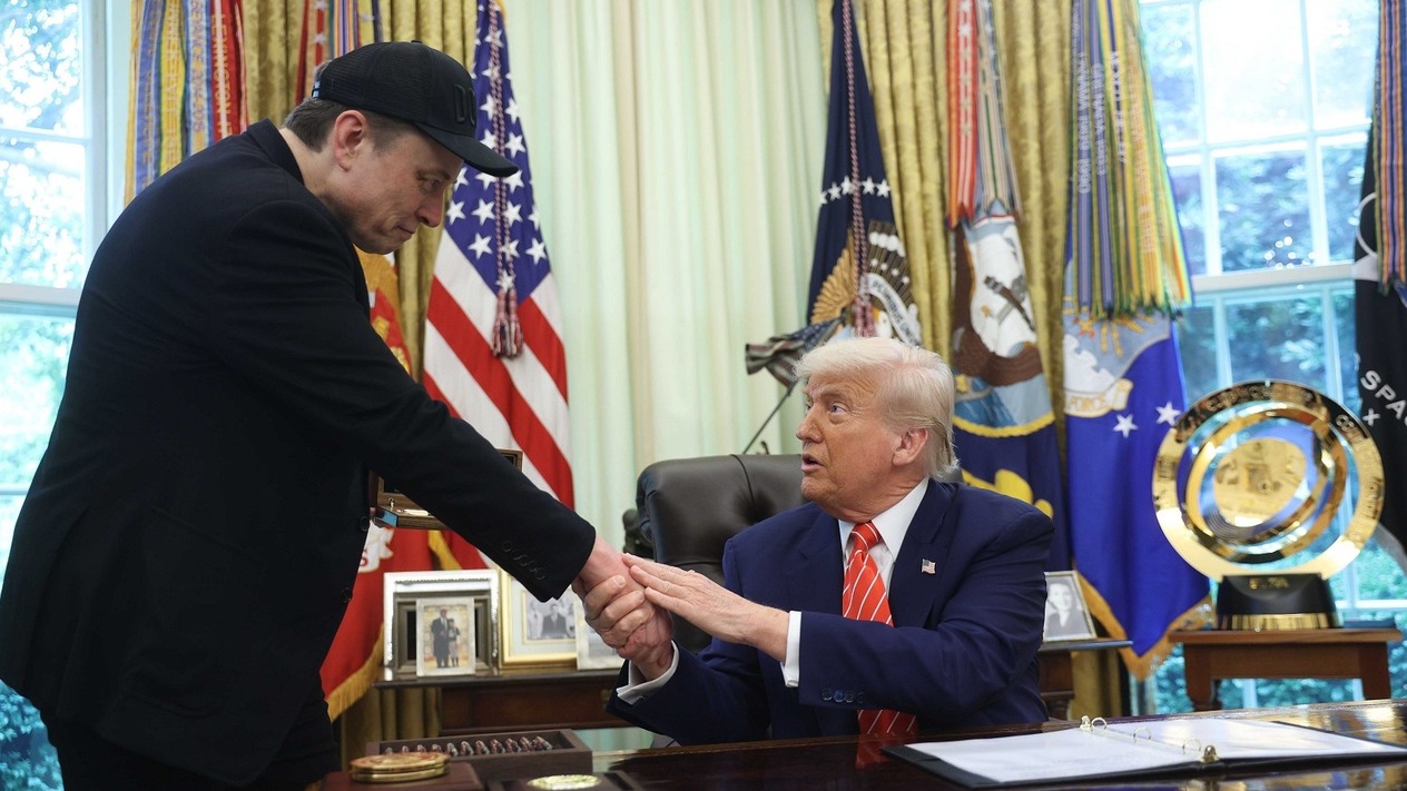 ABD Başkanı Trump Çin gezisine beş milyarder götürecek