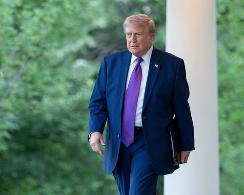 Trump Hürmüz Boğazı için taviz mi verdi?