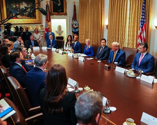 ABD Başkanı Trump ve kabinesinin net serveti ne kadar?