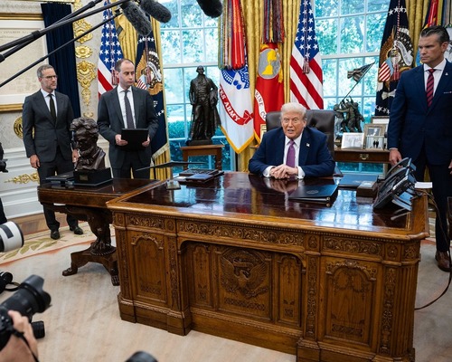 ABD başkanlığı Trump’ın servetini bir yılda üç milyar dolar artırdı