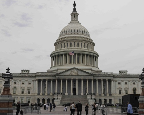 ABD’de hükümet kapanması sürerken Kongre liderlerinin mali durumu gündemde