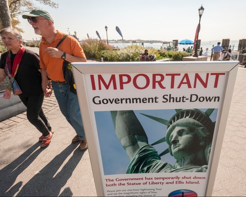 ABD’de hükümetin kapanmasının maliyeti 14 milyar dolara ulaşabilir