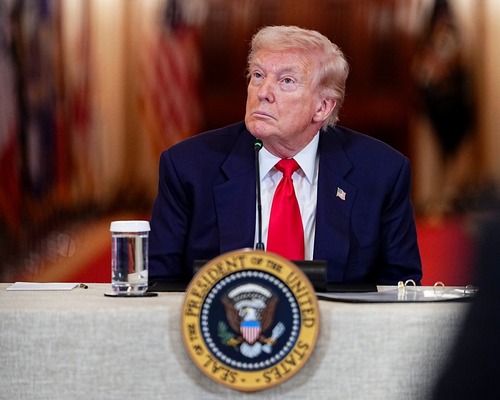 ABD’de petrol endüstrisi Trump yönetimini uyardı