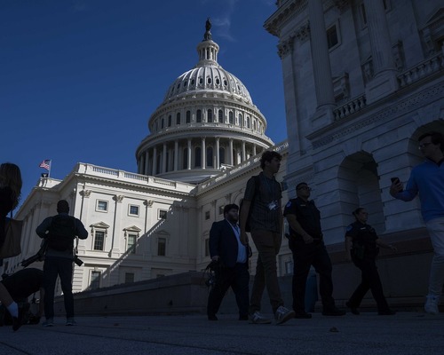 ABD’de tarihin en uzun hükümet kapanması: Haftada 15 milyar dolar zarar