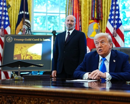 ABD’de Trump’ın altın kart vize programı başvuruları açıldı