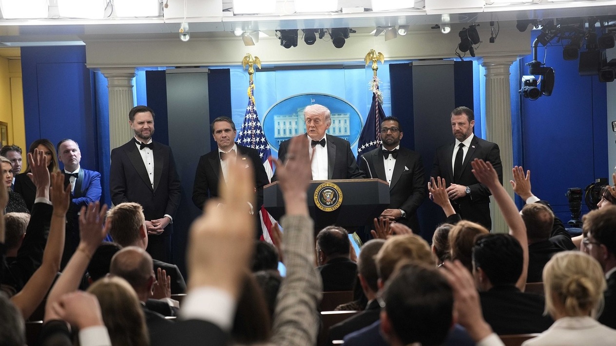 ABD’de Trump’ın katıldığı yemekte silahlı saldırı: Güvenlik açıkları tartışılıyor