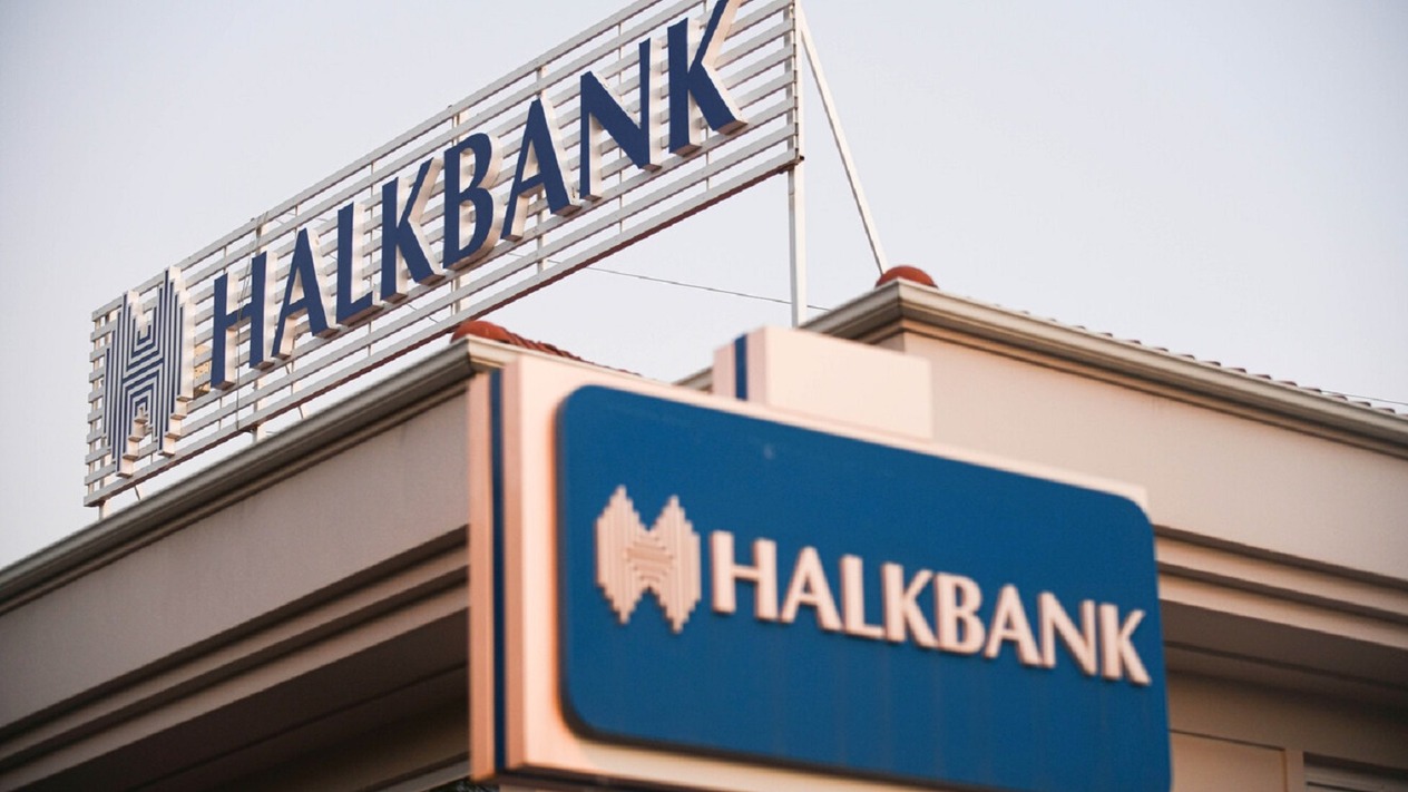 ABD'deki Halkbank davasında ertelenmiş kovuşturma anlaşması