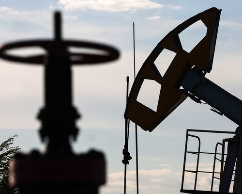 ABD Irak'ın petrol gelirlerini nasıl kontrol ediyor?