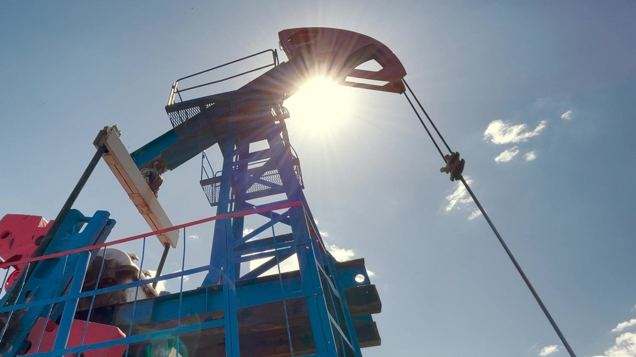 ABD'nin Husilere saldırıları devam ederken petrol fiyatları yükseliyor