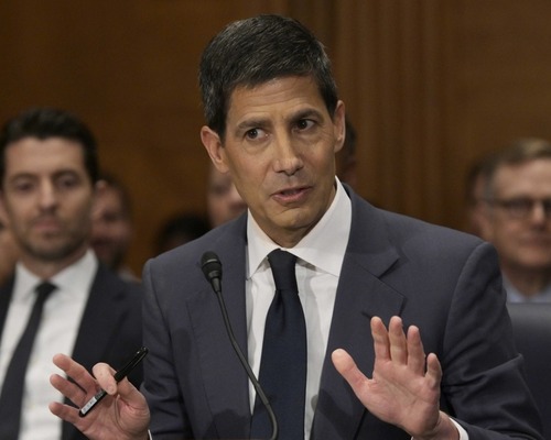 ABD Senatosu Kevin Warsh'un Fed başkanlığını onayladı