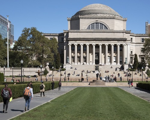 ABD üniversiteleri en önemli gelir kaynakları Çinli öğrencileri kaybediyor