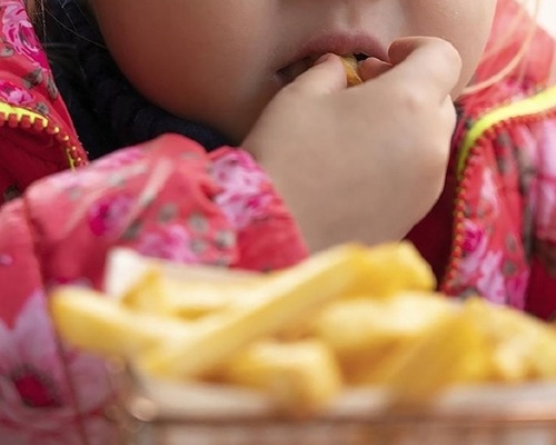 Açlıktan obeziteye: Gelişmekte olan ülkelerde çocuk sağlığı krizi