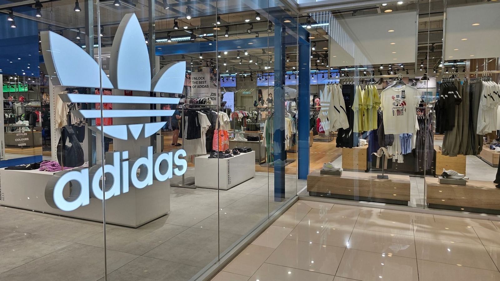 Adidas’ın son çeyrekte toparlanma beklentisi