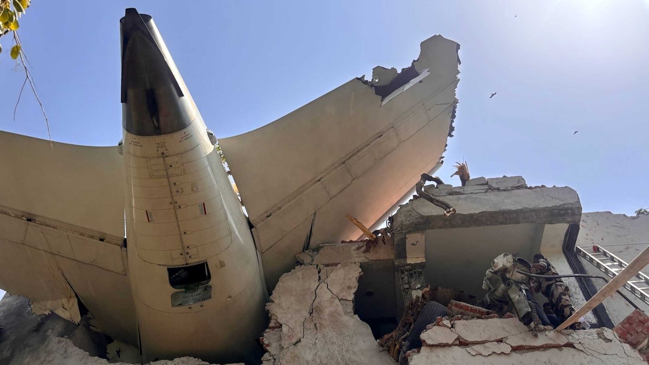 Air India kazası 475 milyon dolarlık sigorta talebi yaratabilir