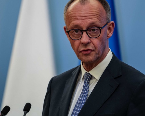 Almanya Başbakanı’ndan ABD’li teknoloji devlerine göz dağı