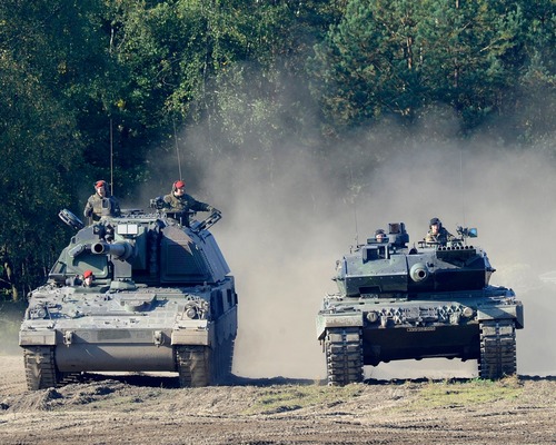 Almanya'nın yeniden silahlanması endüstriyi değiştiriyor: Trenlerden tanklara geçti