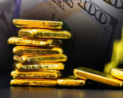 Altın güçlü dolar ve Fed baskısıyla haftalık kayba yöneldi