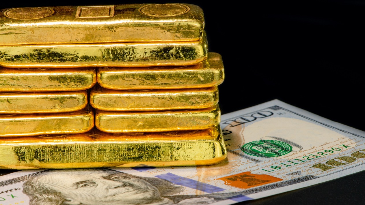 Altının ons fiyatı 3 bin doları aşarak rekor kırdı