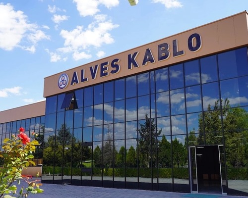 Alves Kablo'dan iki yeni iş sözleşmesi