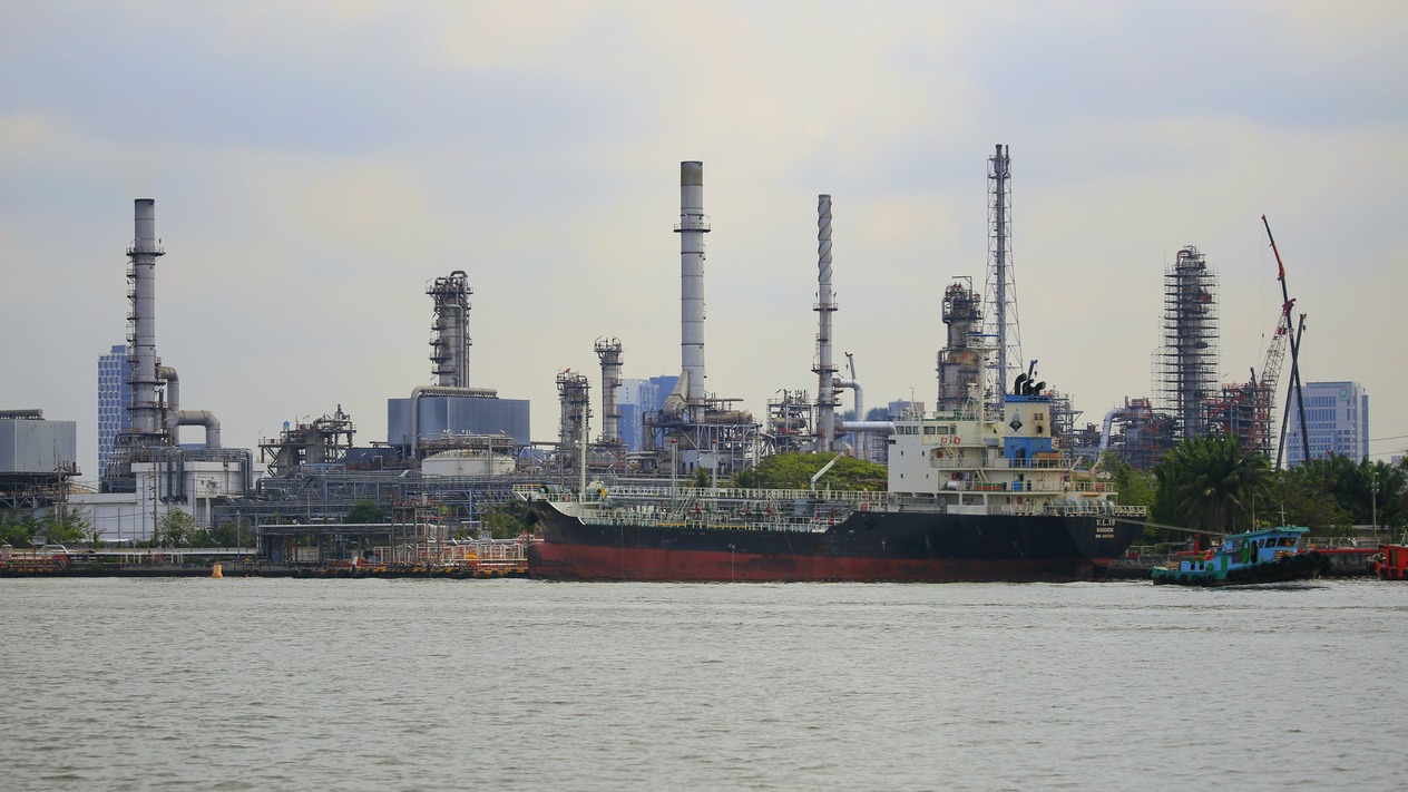 Ambargolara rağmen petrol piyasalarında barış iyimserliği