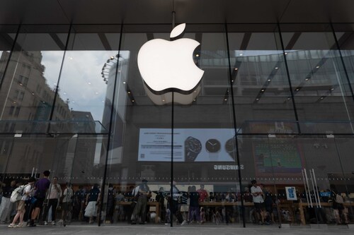 Apple’dan Musk’a yanıt: Tarafsız çalışıyoruz