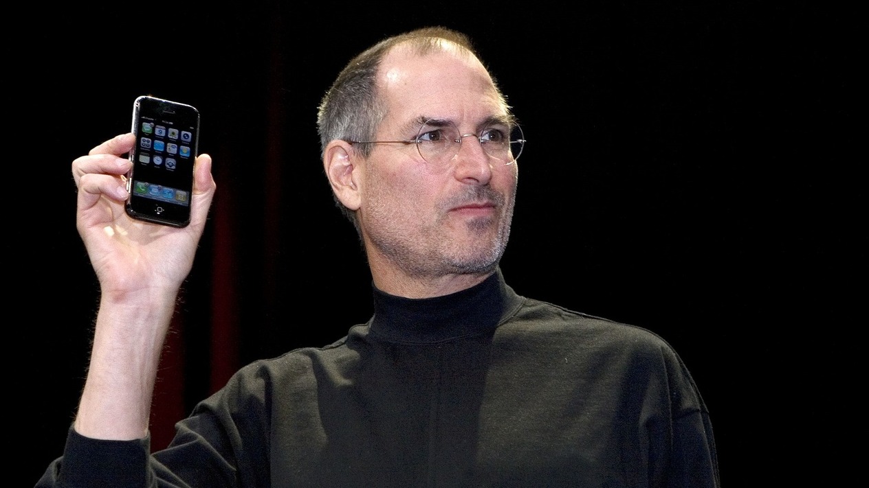 Apple’ın garajdan teknoloji devine uzanan 50 yıllık yolculuğu