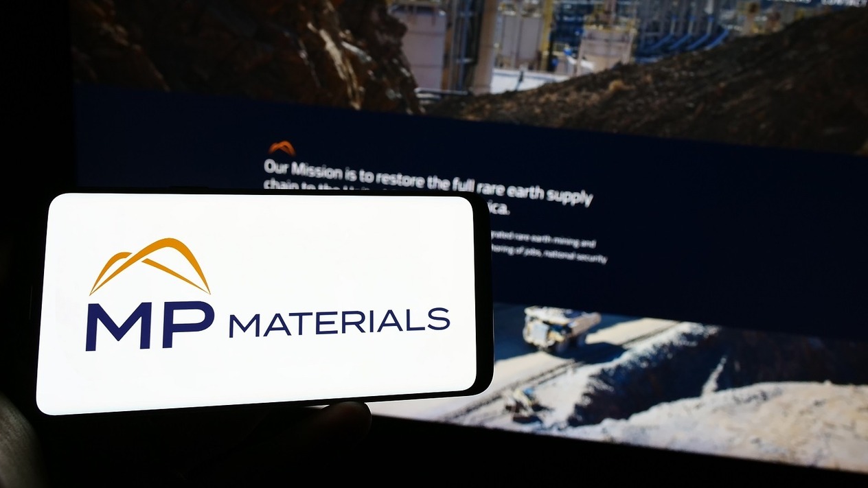 Apple'ın MP Materials ile 500 milyon dolarlık anlaşması hisseleri yükseltti