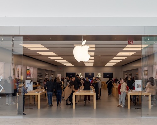 Apple milyarlara mal olan kendi çipiyle ürettiği iPhone 16e'yi tanıttı