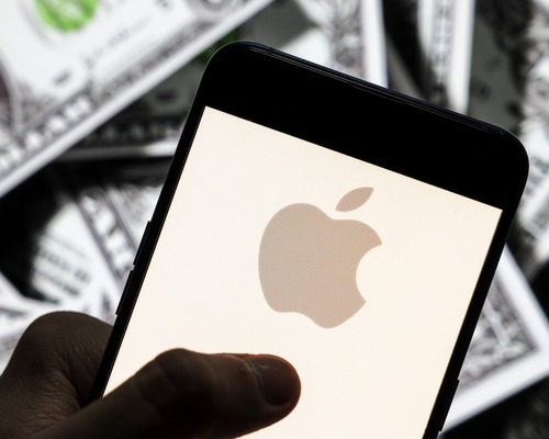 Apple yöneticisi 20 milyon dolarlık hisse sattı
