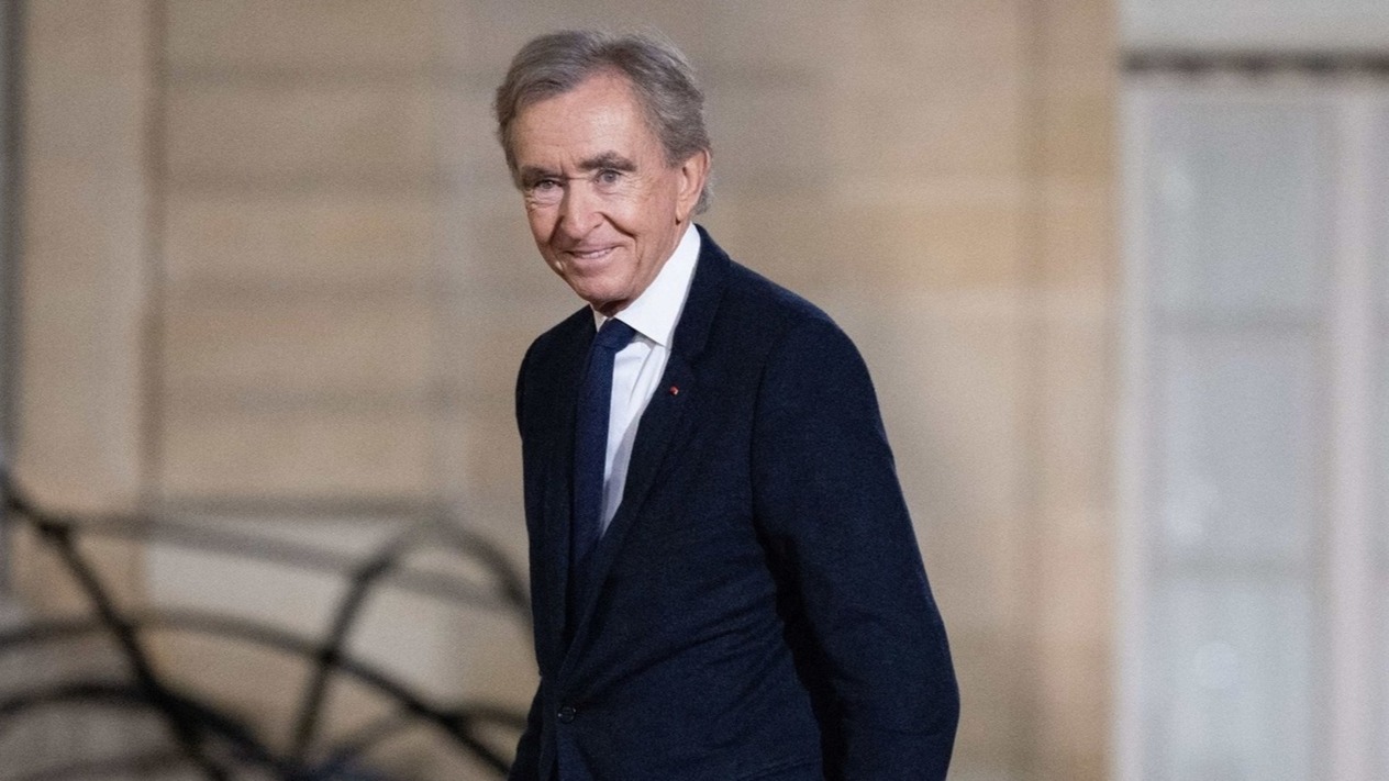 Arnault 1,6 milyar dolarlık hisse alımıyla LVMH’deki gücünü artırdı