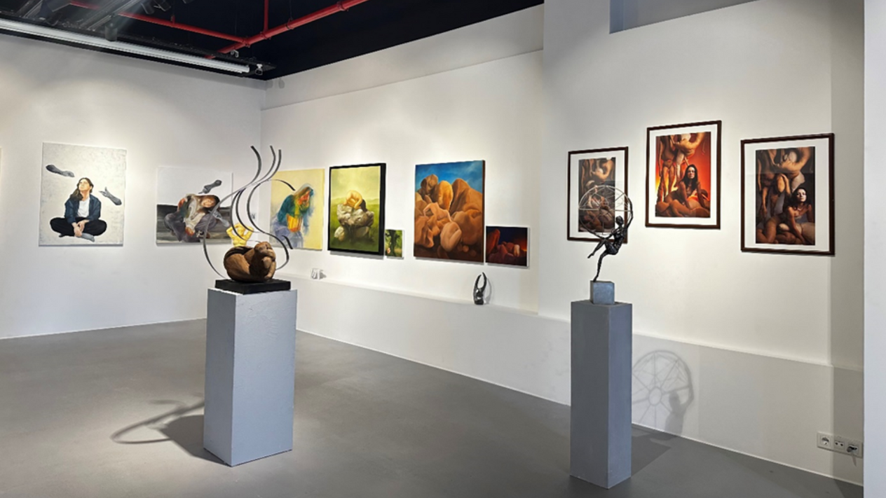 Artopol Art Gallery’de genç sanatçıların ilk eşiği