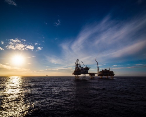 Ateşkese rağmen: Kuzey Denizi petrolü 147 dolara çıktı