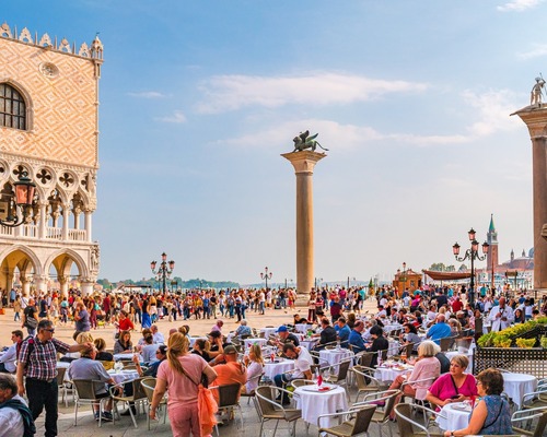 Avrupa'nın popüler tatil noktalarına dikkat: Turistleri bekleyen para cezaları