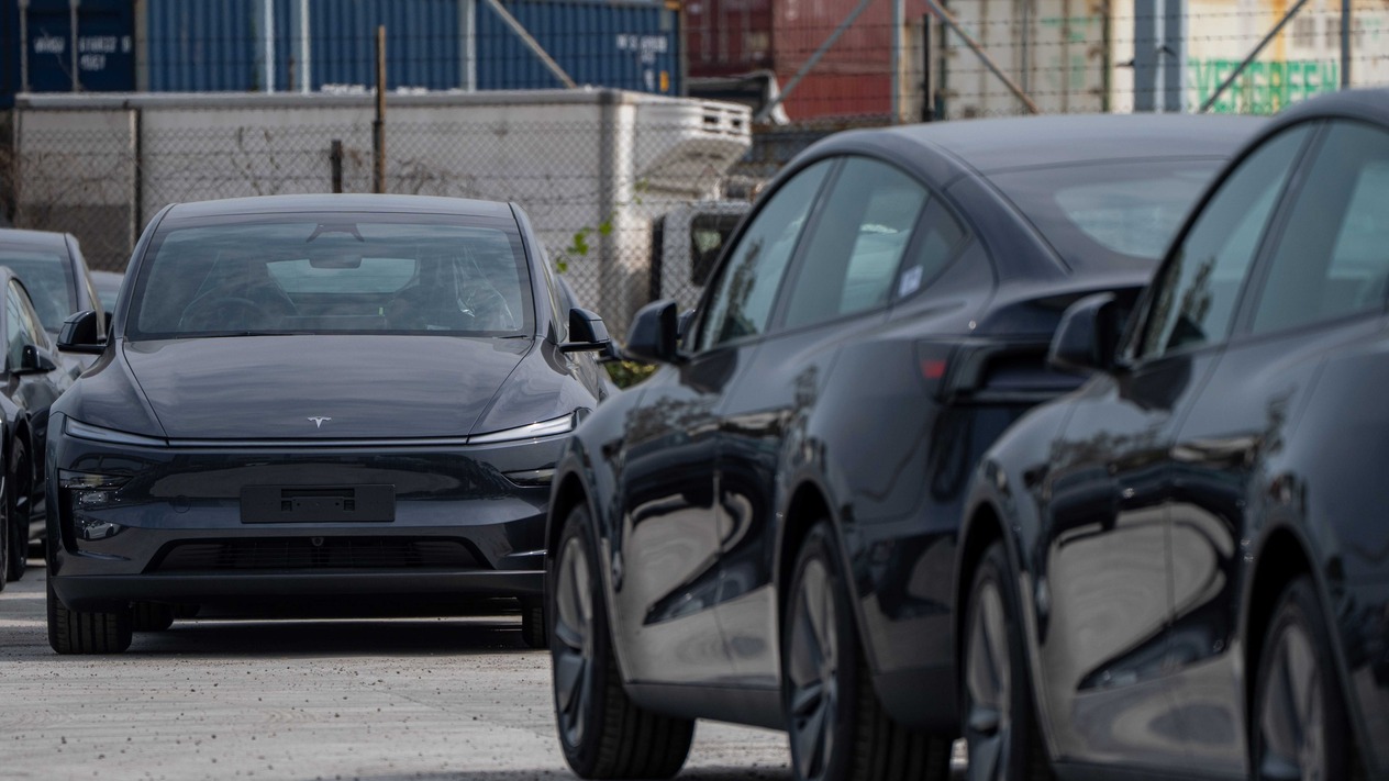 Avrupa otomobil piyasası şubatta canlandı: Tesla toparlanmaya başladı